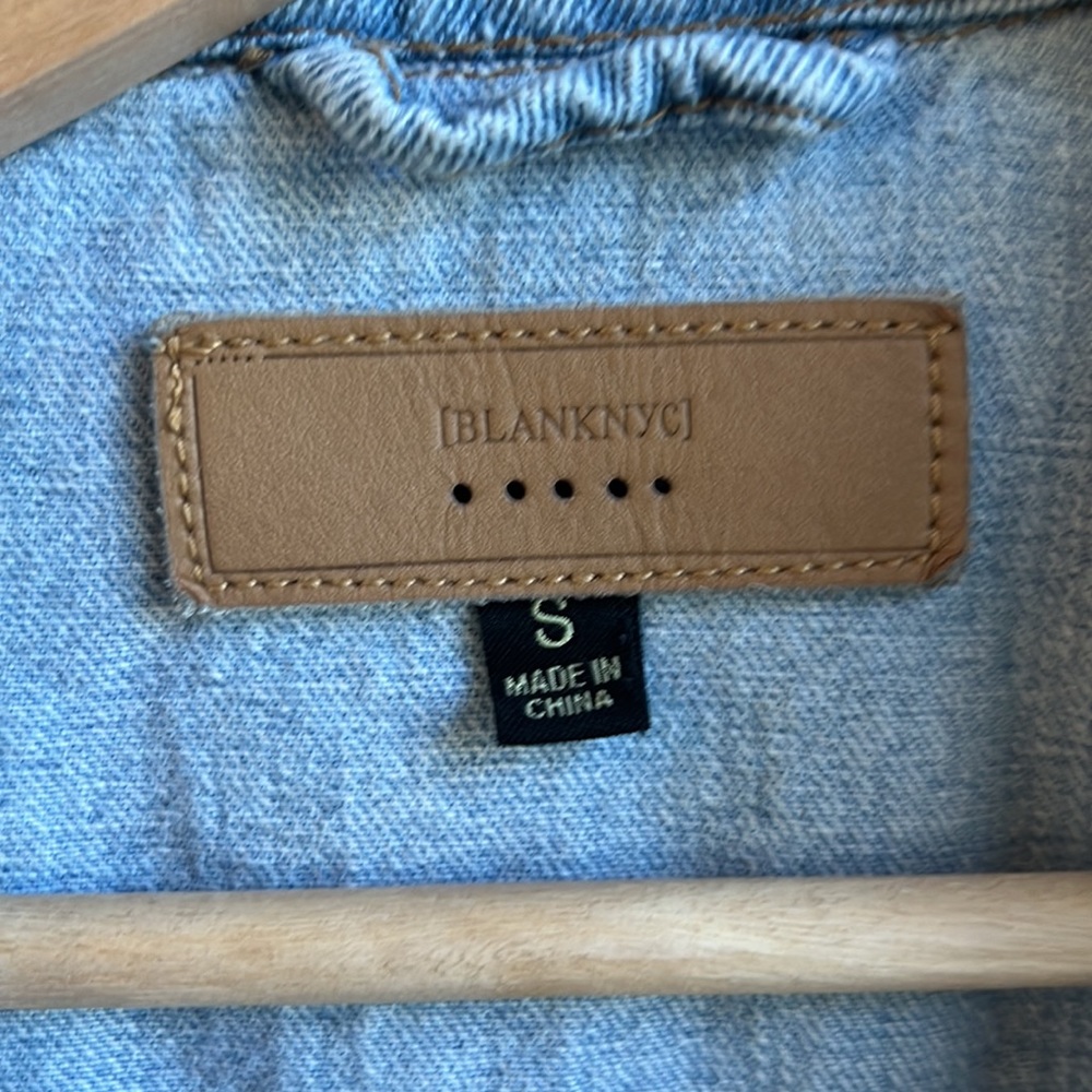 Jean jacket - Picture 2 of 3